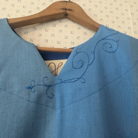 💙 Linen Blue 2X Women's Dress Kaftan Embroidery Side Slit Handmade By H - Picture 2 of 10